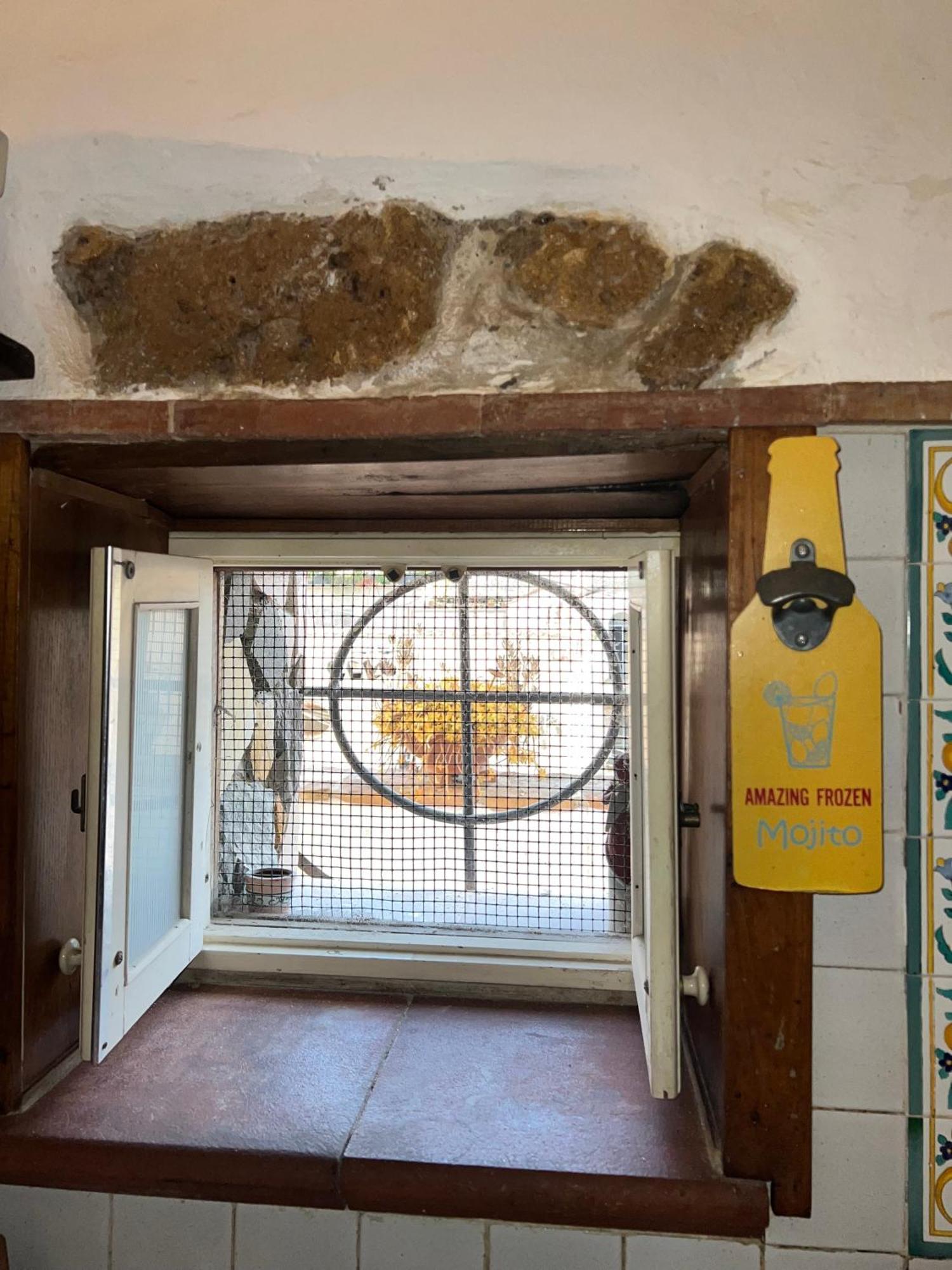 L'Homme Tranquille Apartamento Salerno Exterior foto