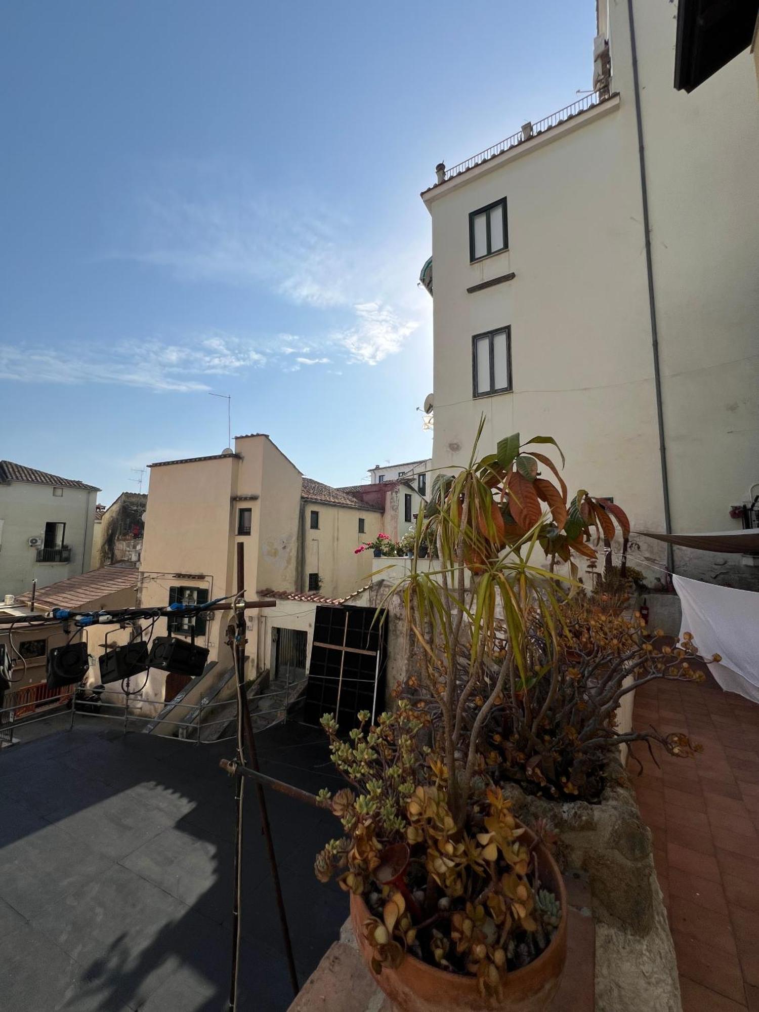 L'Homme Tranquille Apartamento Salerno Exterior foto