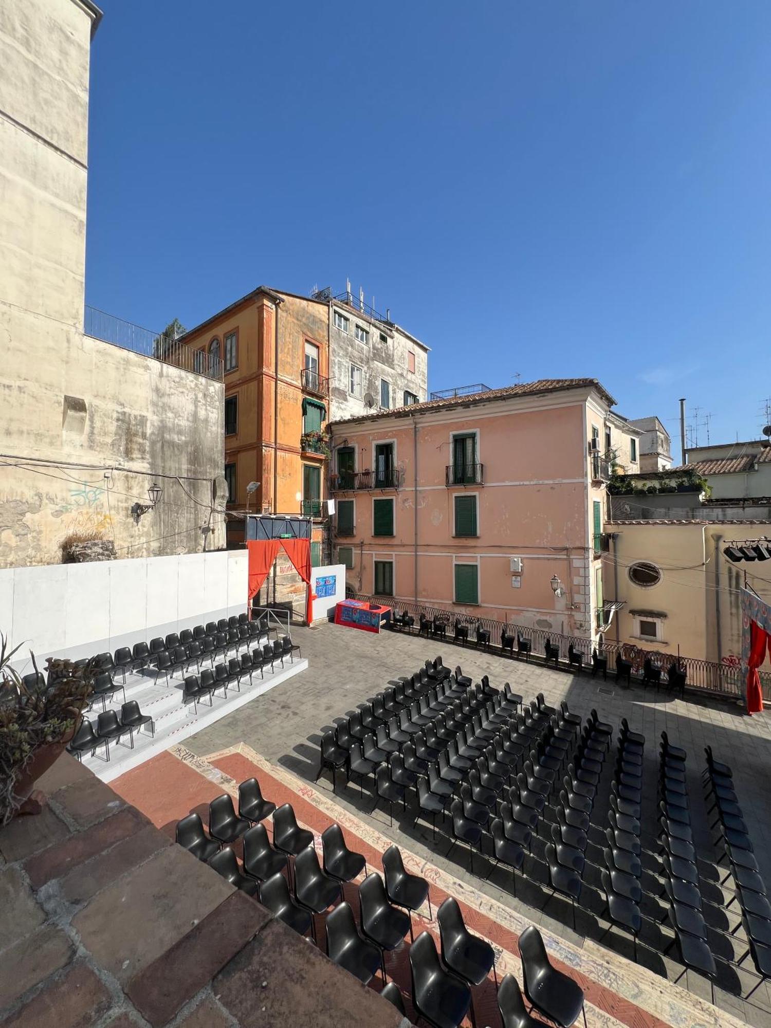 L'Homme Tranquille Apartamento Salerno Exterior foto